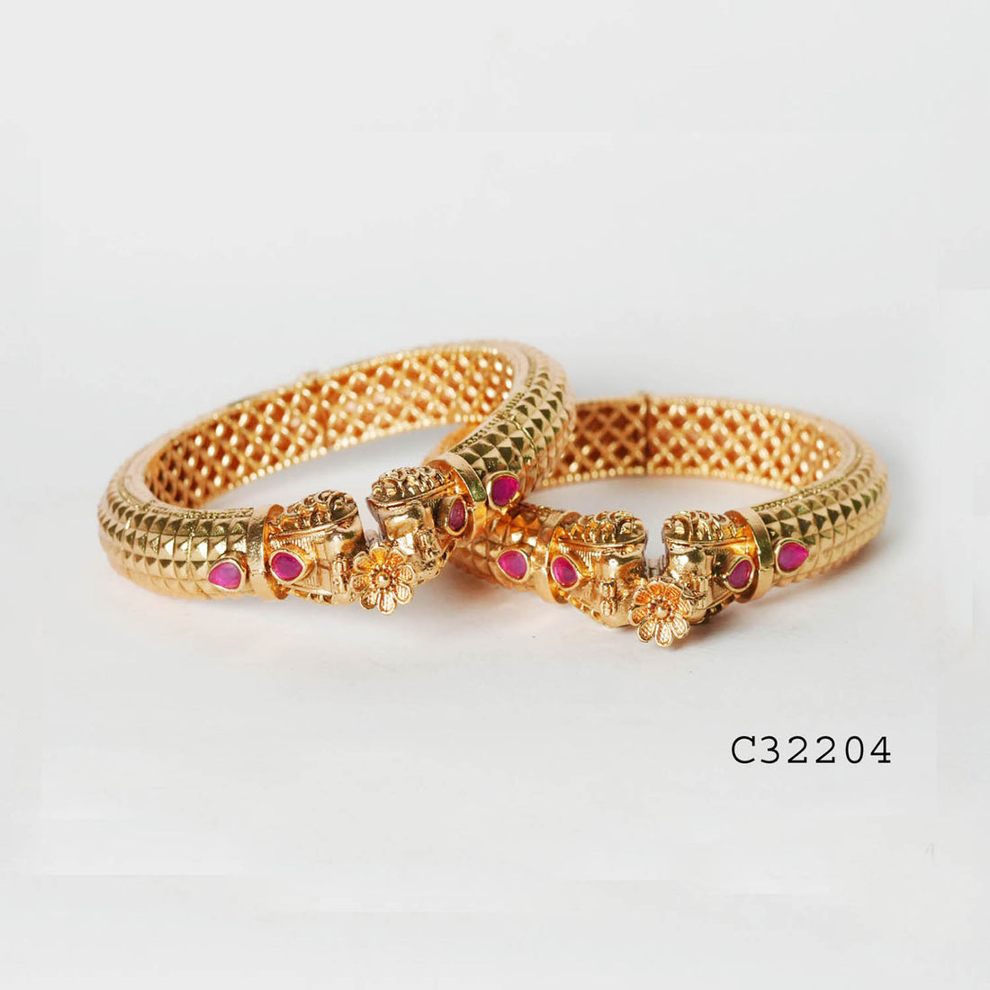 Antique Design Copper Kada for Women –Handcrafted Bracelet, Traditional Indian Jewelry