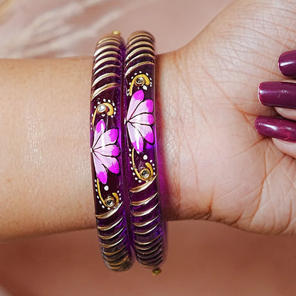 Handcrafted Lotus Printed Pattern Glass Kada for Women (Pack of 2)