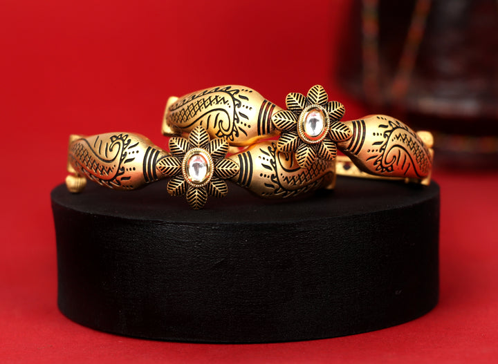 Antique Design Gold Plated Stone Studded Bracelet for Women & Girls