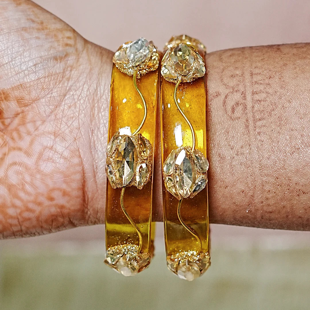 Traditional Flower Design Kundan Work Glass Kada for Women & Girls (Pack of 2)