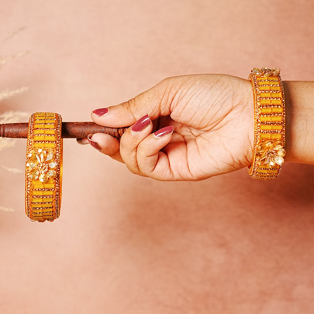 Glass Kada for Women & Girls – Elegant Flower Design (Pack of 2 kada)