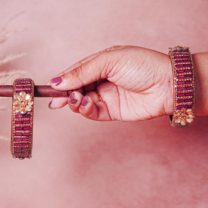 Glass Kada for Women & Girls – Elegant Flower Design (Pack of 2 kada)